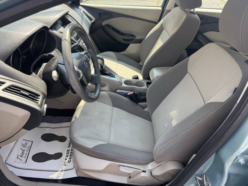 2012 Ford Focus SE