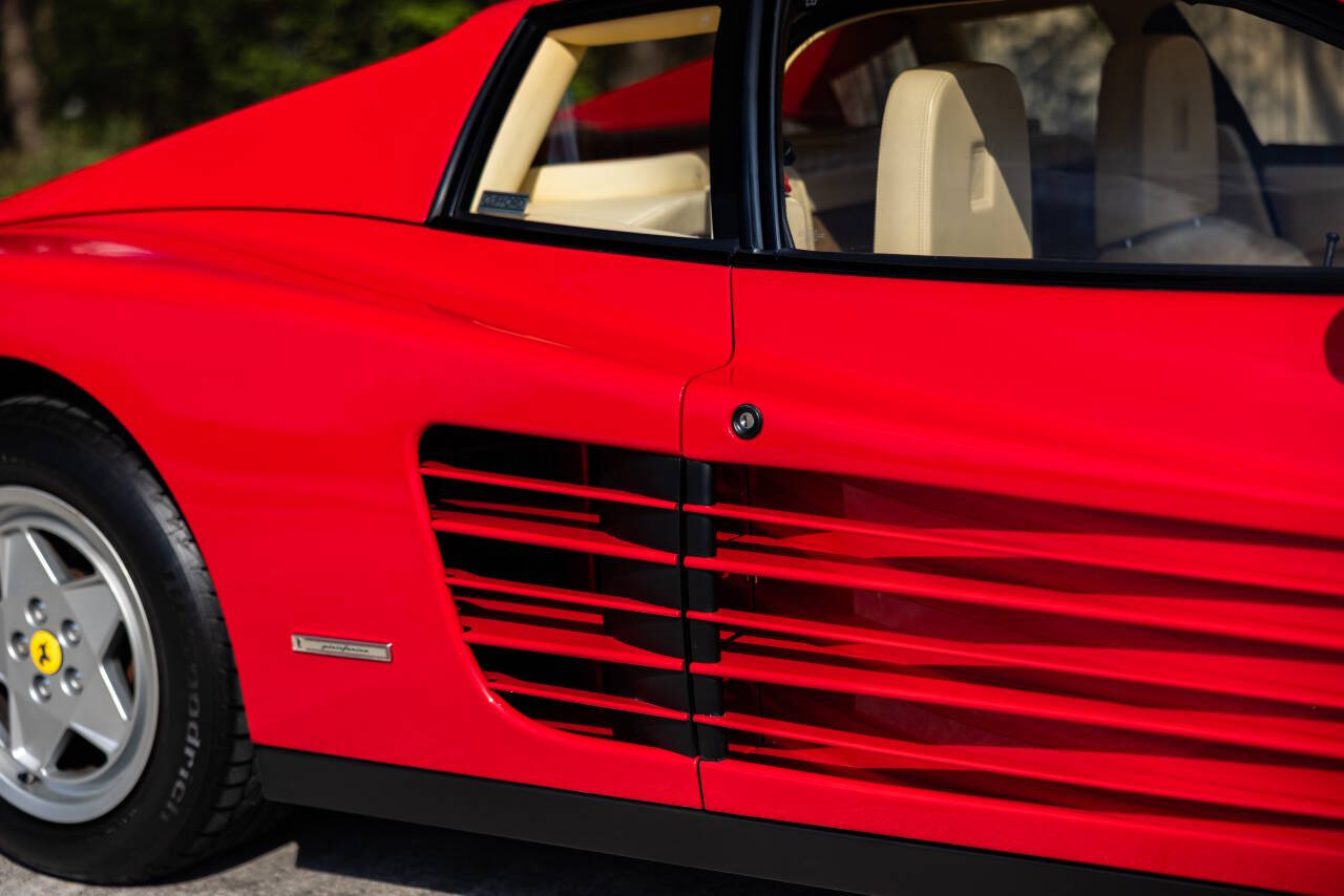 1989 Ferrari Testarossa 18