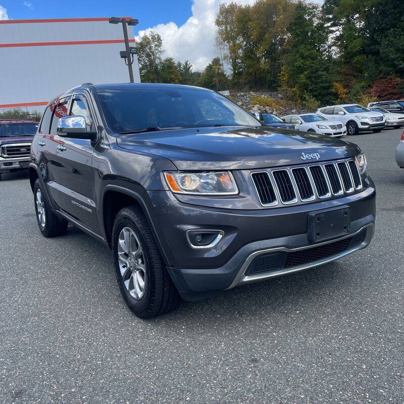 2016 Jeep Grand Cherokee for sale at Vrbo Motors in Linden, NJ