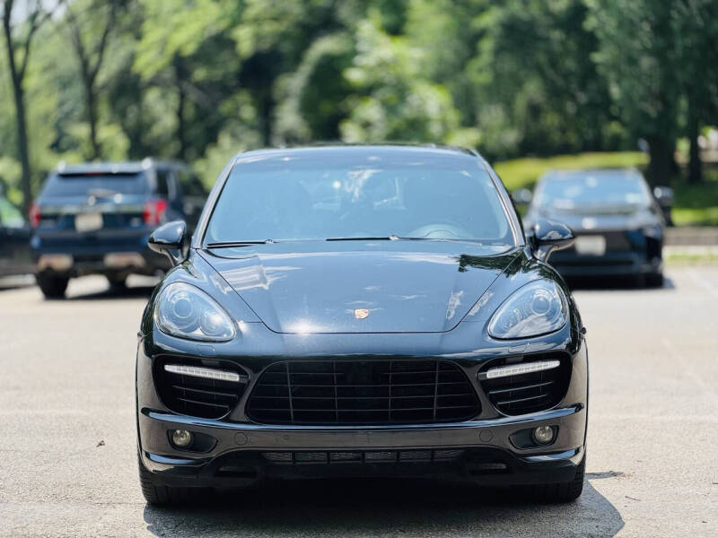2014 Porsche Cayenne GTS