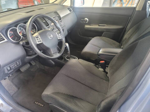 2010 Nissan Versa 1.8 S