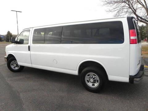 2017 Chevrolet Express LT 3500