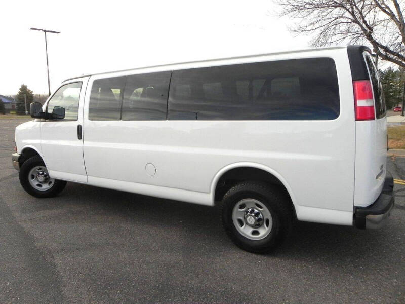 2017 Chevrolet Express LT 3500