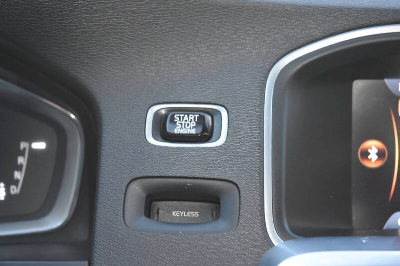 2015 Volvo V60 T5 Drive-E Premier