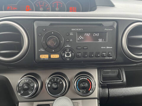 2013 Scion xB 10 Series