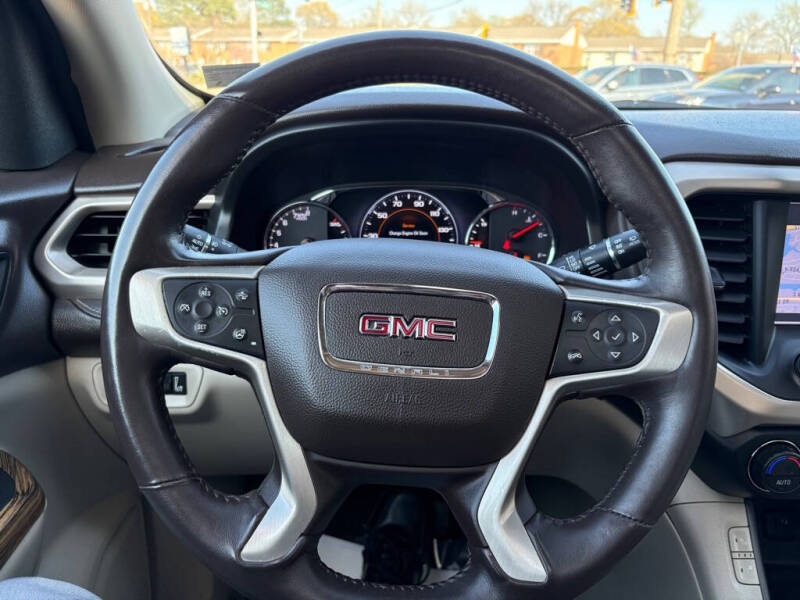 2017 GMC Acadia Denali