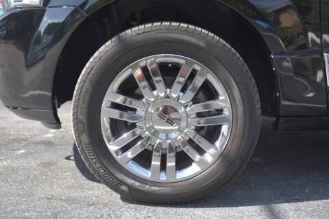 2009 Lincoln Navigator L