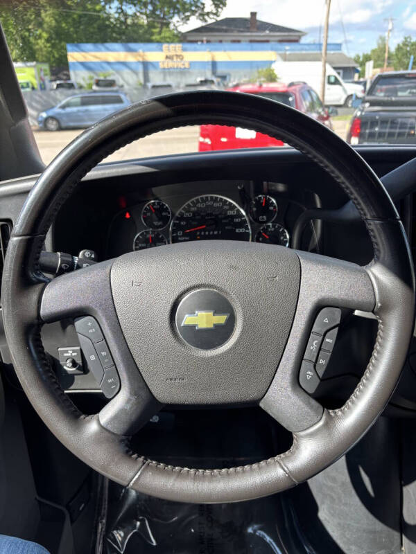 2020 Chevrolet Express 3500
