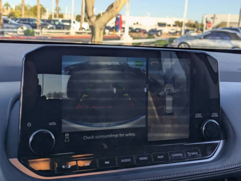 2022 Nissan Rogue Platinum