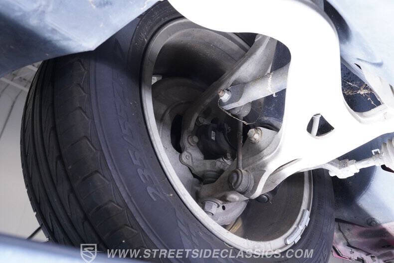 2003 Ford Thunderbird