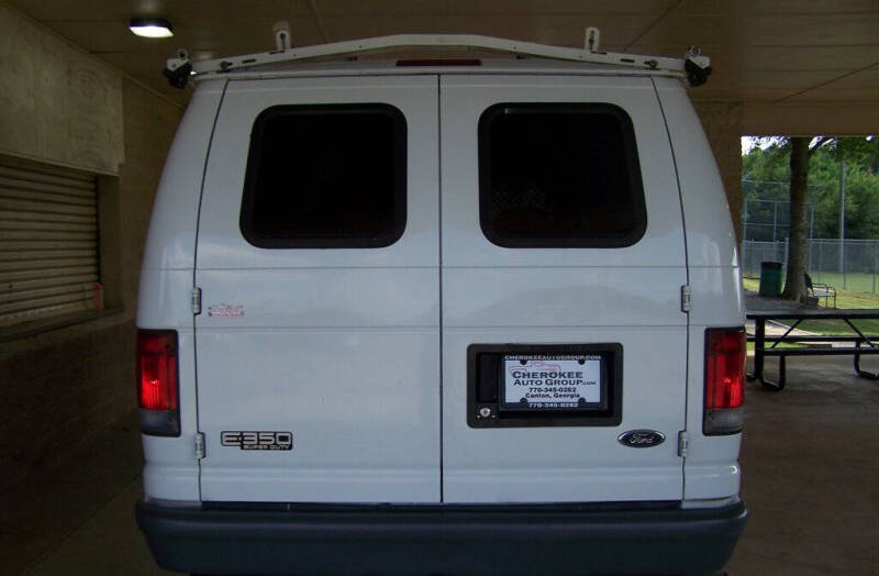 2005 Ford E-Series E-350 SD