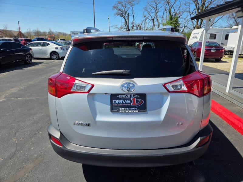 2015 Toyota RAV4 LE