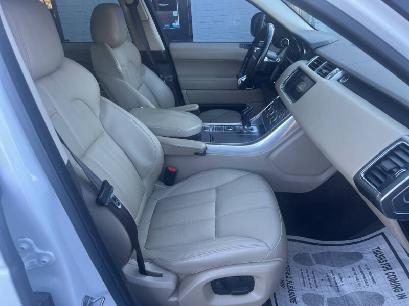 2015 Land Rover Range Rover Sport SE