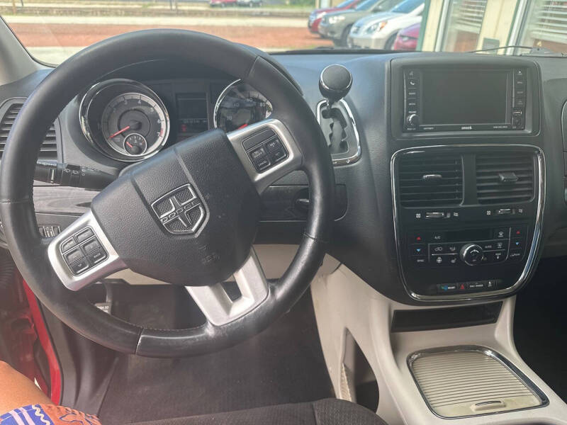 2012 Dodge Grand Caravan Crew