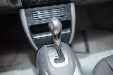 2004 Porsche 911 Carrera