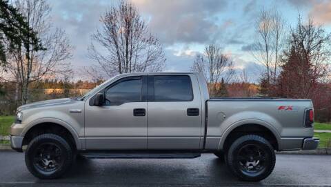 2004 Ford F-150 for sale at CLEAR CHOICE AUTOMOTIVE in Milwaukie OR