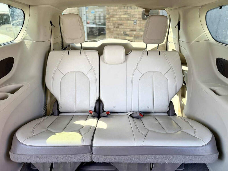 2018 Chrysler Pacifica Touring L Plus