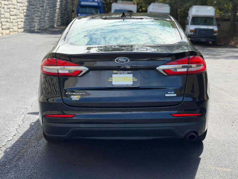 2020 Ford Fusion SE