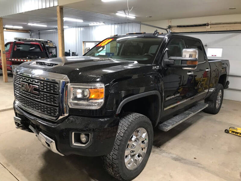 2018 GMC Sierra 2500HD for sale at Tiger Auto Sales Inc in Danville IA