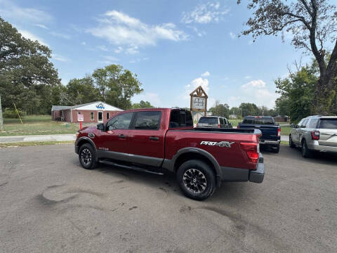2017 Nissan Titan PRO-4X