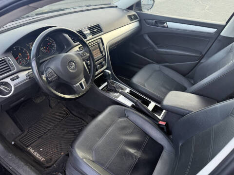 2012 Volkswagen Passat SE PZEV