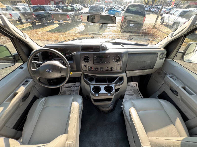 2011 Ford E-Series E-150