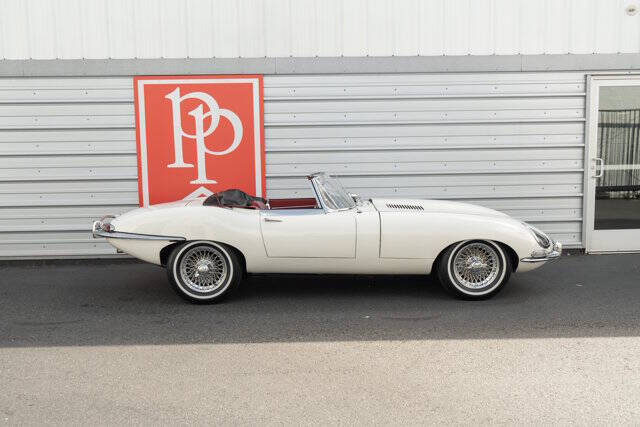 1966 Jaguar E-Type 45