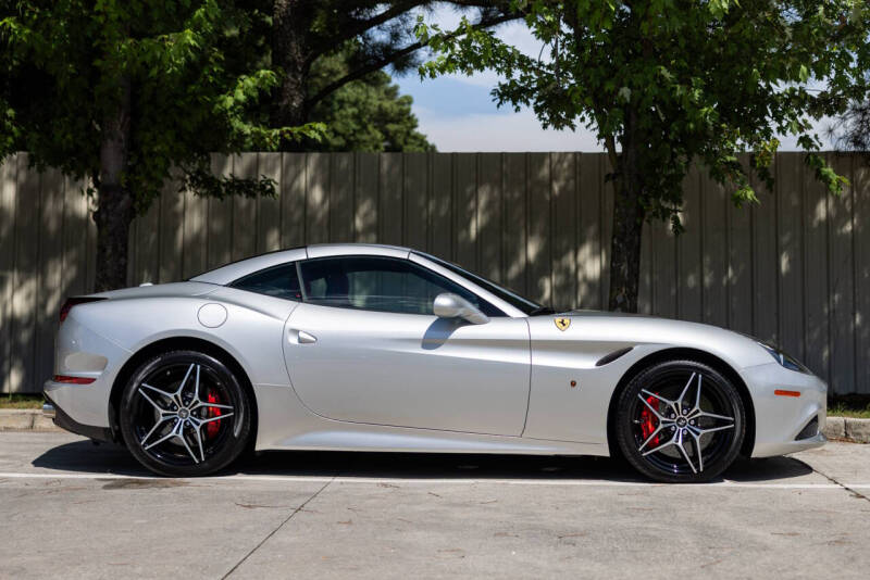 2015 Ferrari California T