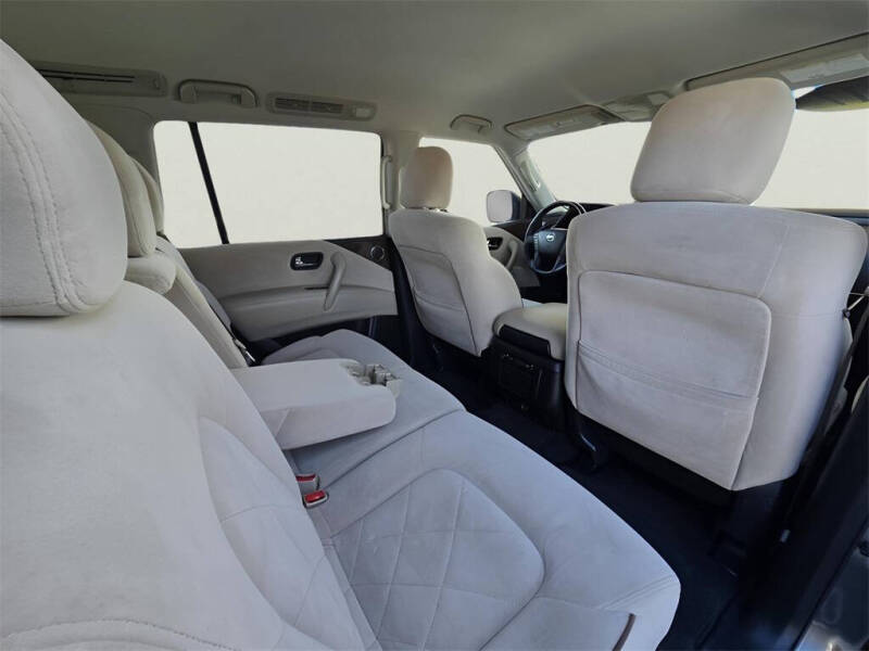 2017 Nissan Armada SV