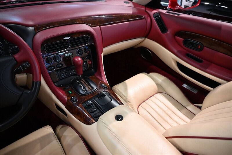 1997 Aston Martin DB7 22