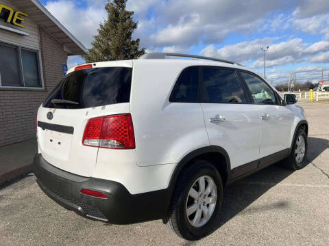 2011 Kia Sorento LX