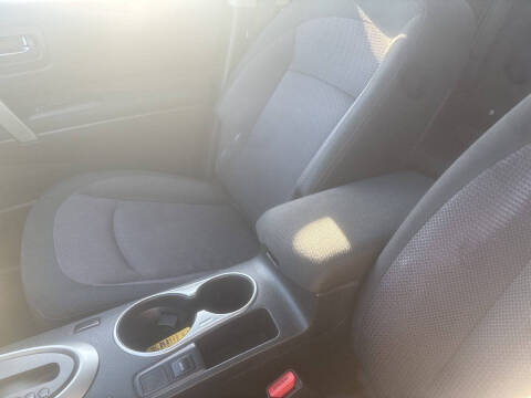 2013 Nissan Rogue SV