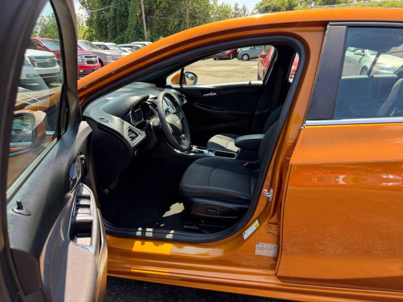 2017 Chevrolet Cruze LT Auto