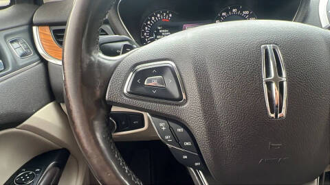 2017 Lincoln MKC Select