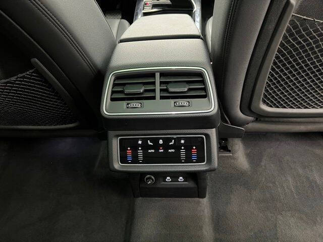 2023 Audi e-tron quattro Premium