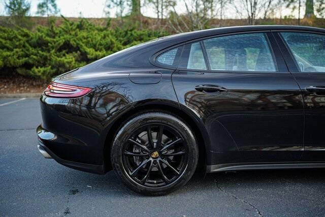 2018 Porsche Panamera 4