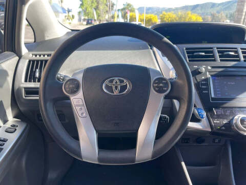2012 Toyota Prius v Five