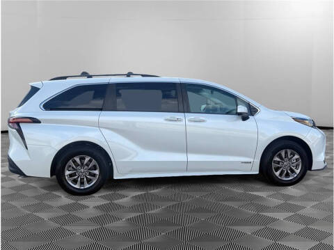2021 Toyota Sienna