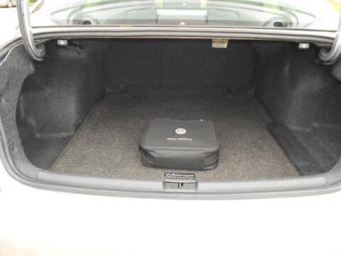 2017 Volkswagen Passat 1.8T SE