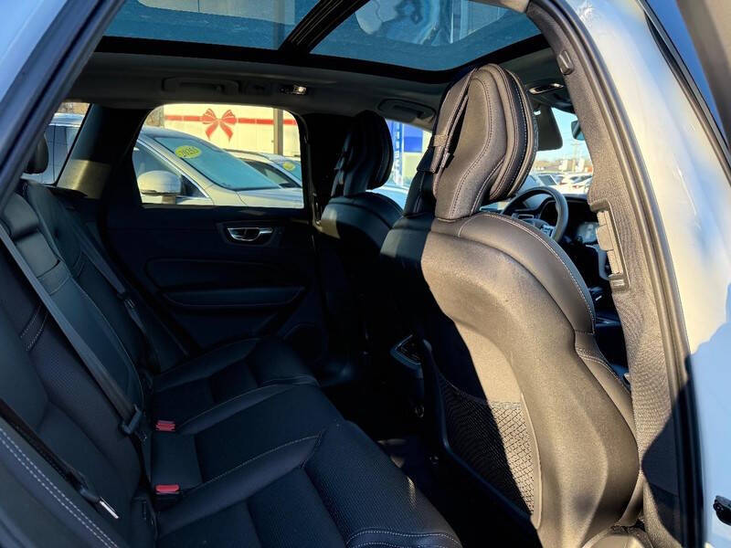 2019 Volvo XC60 T5 Inscription