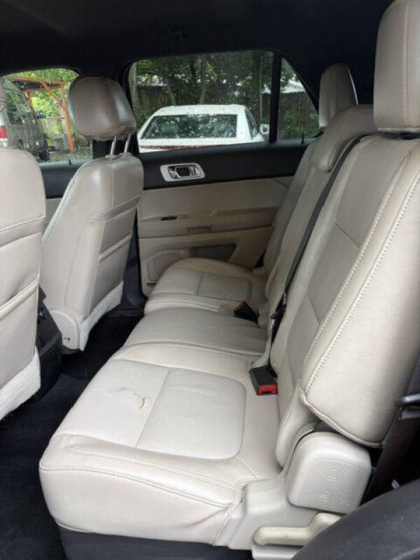 2011 Ford Explorer XLT