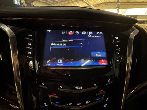 2017 Cadillac Escalade Luxury