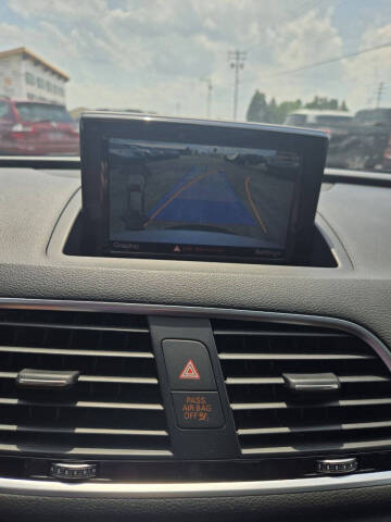 2017 Audi Q3 2.0T quattro Premium Plus