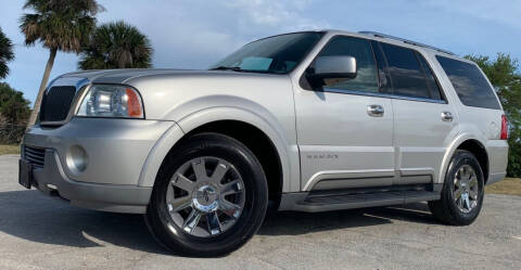 2003 Lincoln Navigator for sale at PennSpeed in New Smyrna Beach FL