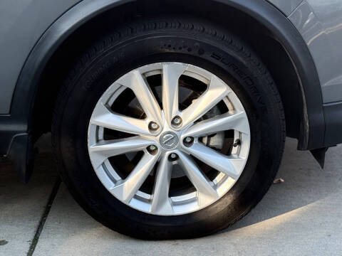 2017 Nissan Rogue Sport SV