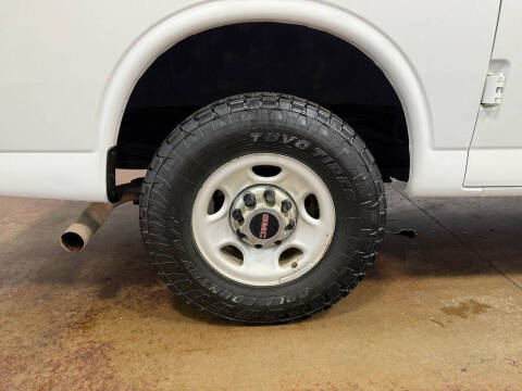 2017 GMC Savana 2500