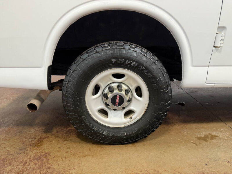 2017 GMC Savana 2500