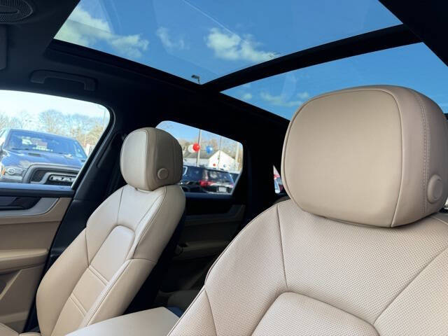 2024 Porsche Cayenne