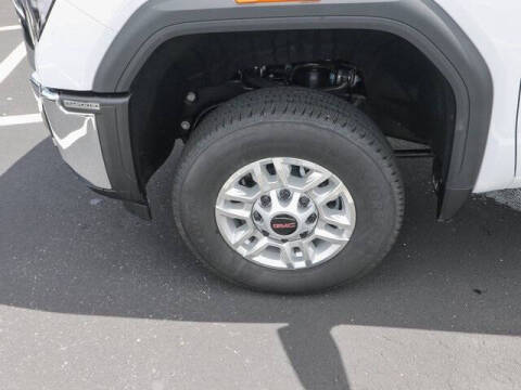 2025 GMC Sierra 2500HD Pro