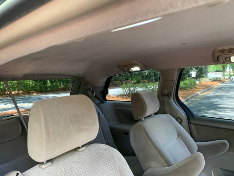 2006 Toyota Sienna LE 7 Passenger